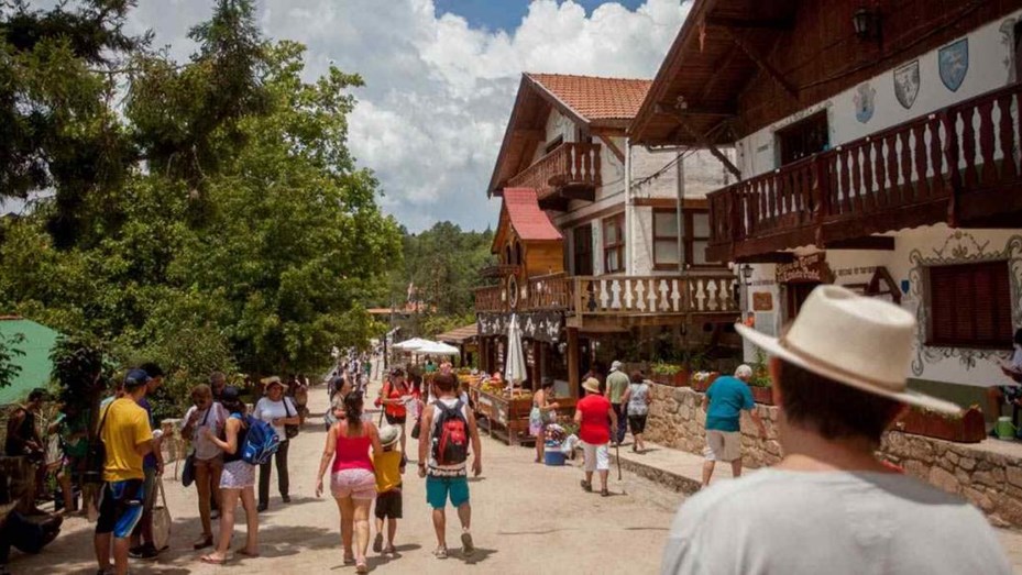 Walter Ram&iacute;rez (Sindicato de Hoteleros y gastron&oacute;micos de Calamuchita) "La cantidad de turistas es igual en algunos casos y en otra mejor que el a&ntilde;o pasado"