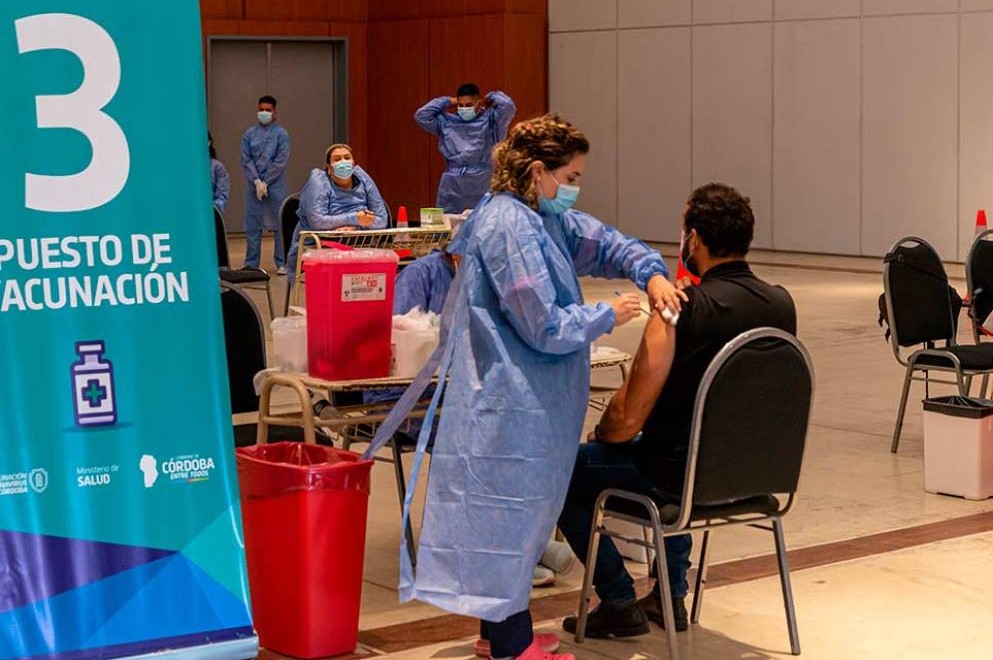 C&oacute;rdoba: Comienza la colocaci&oacute;n del segundo componente de la vacuna contra el coronavirus