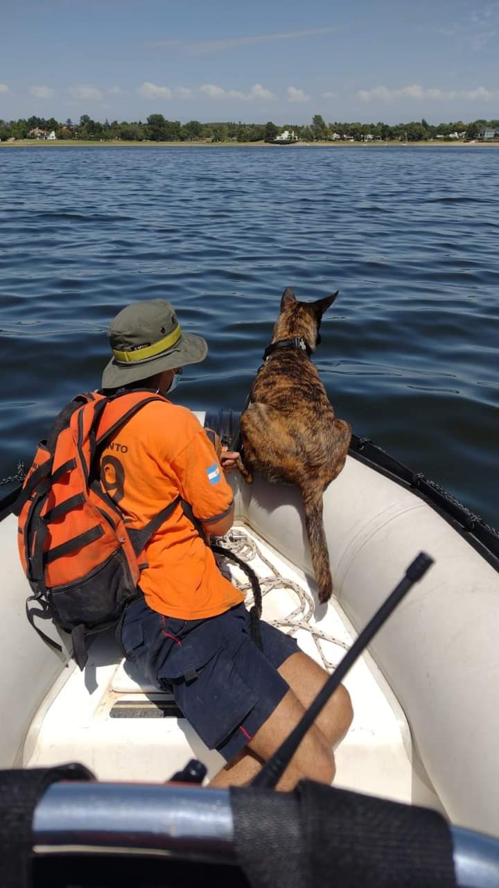 FUE ENCONTRADO EL CUERPO SIN VIDA EN AGUAS DEL LAGO DE MAXIMILIANO GIUDICE