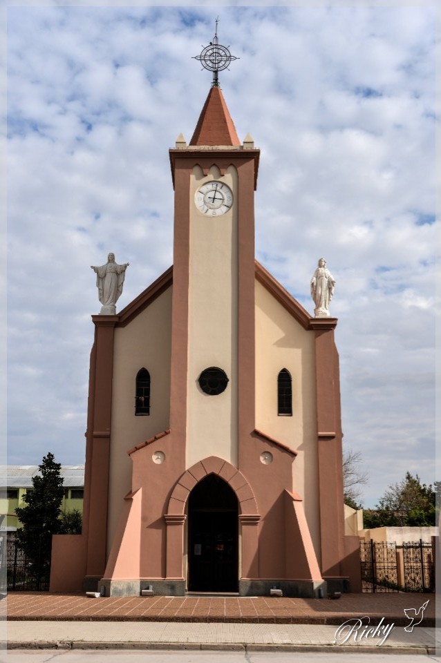 PADRE EDGAR CATANA: ESPERO QUE LA VIRGEN TRAIGA PAZ A LAS FAMILIAS DEL BARRIO