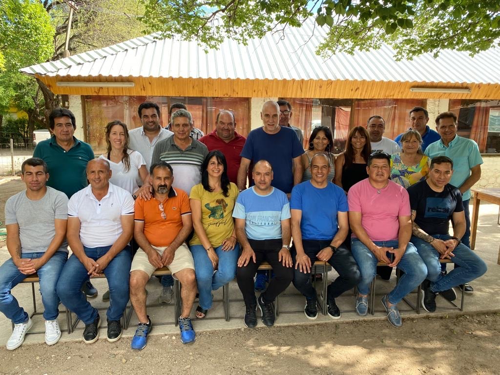 San Alberto: Legisladores, intendentes y presidentes comunales brindan apoyo a Mart&iacute;n Llaryora y pegar&aacute;n la fecha de la elecci&oacute;n municipal a la provincial
