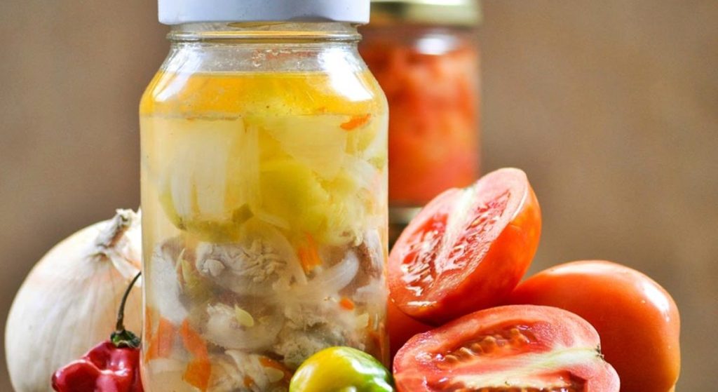 C&Oacute;MO EVITAR EL BOTULISMO AL ENLATAR EN CASA