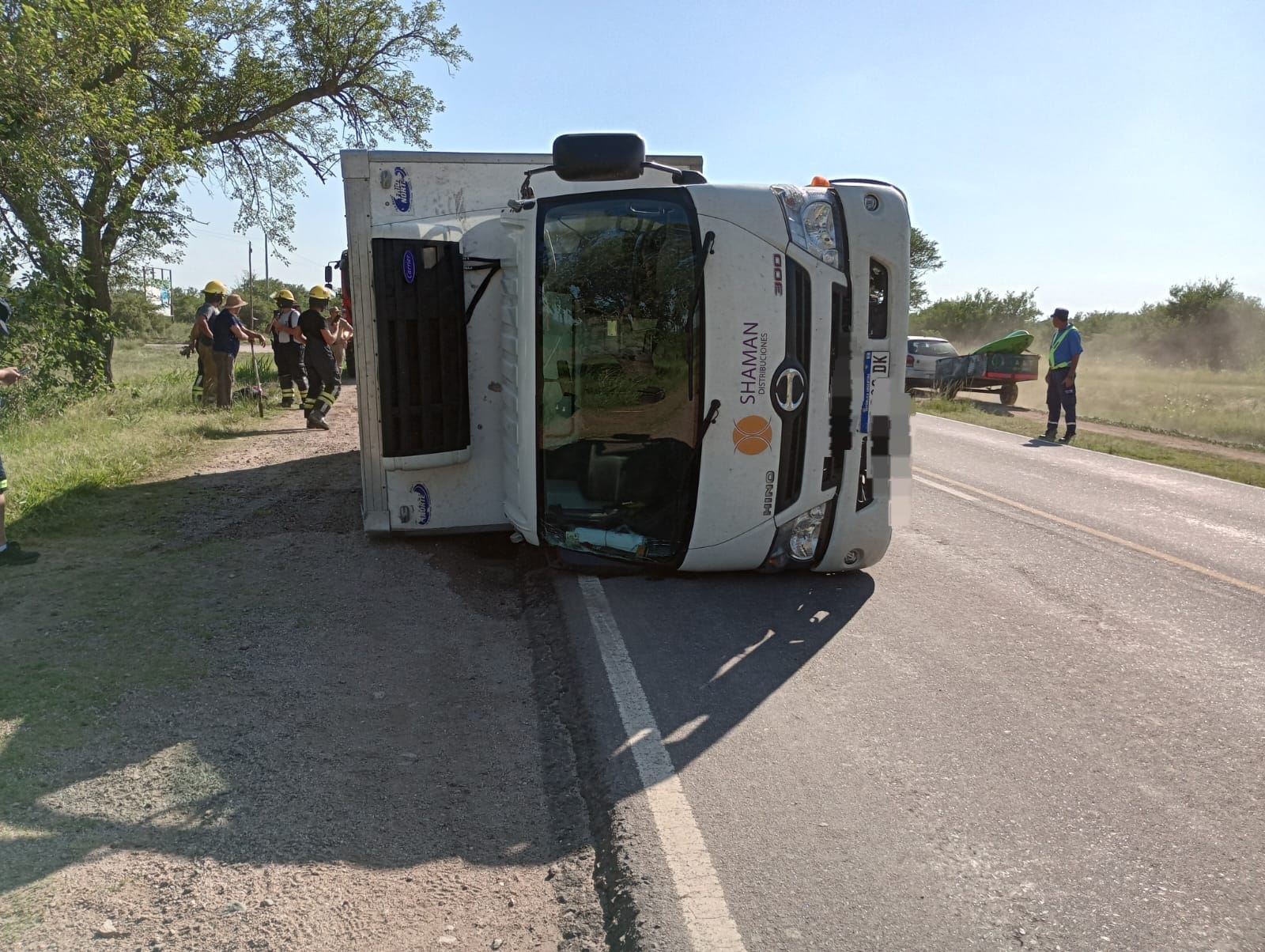 VUELCO DE CAMI&Oacute;N EN SOLITARIO CAMINO A EMBALSE