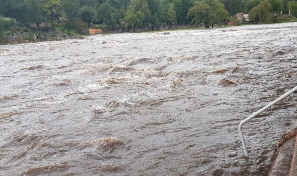 TEMPORAL: RECOMIENDA PRECAUCI&Oacute;N POR LA CRECIDA DE R&Iacute;O SERRANOS 
