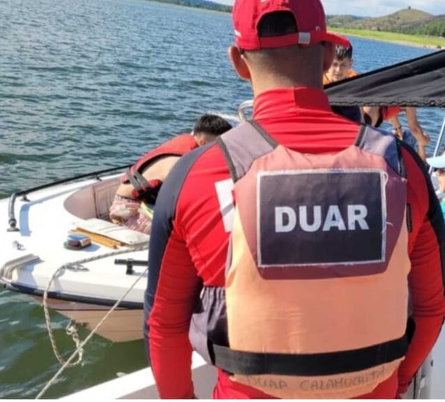 PARTE POLICIAL:  MASCULINO DE NUESTRA CIUDAD FUE DETENIDO POR PERSONAL DEL DUAR EN EL LAGO PIEDRAS MORAS POR GENERAR ESC&Aacute;NDALO 