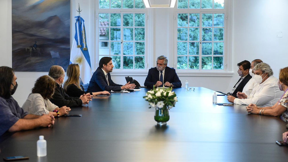 El Gobierno acord&oacute; con los docentes un aumento salarial escalonado del 34,55%