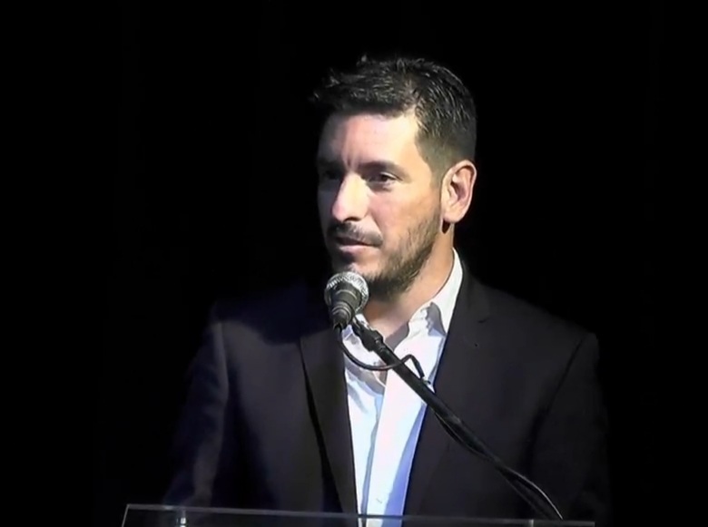 FERRER: SERVICIO GRATUITO DE AMBULANCIA, RENOVACI&Oacute;N PLAZA SAN MART&Iacute;N, CARTELER&Iacute;A 100% NUEVA, RENOVACI&Oacute;N ESPACIOS P&Uacute;BLICOS, PLAN DE VIVIENDA