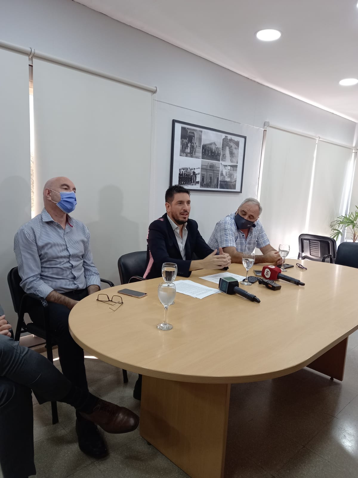 LA MUNICIPALIDAD SE HACE CARGO DEL ADOQUINADO DE CASTAGNINO Y SUMA 7 CUADRAS