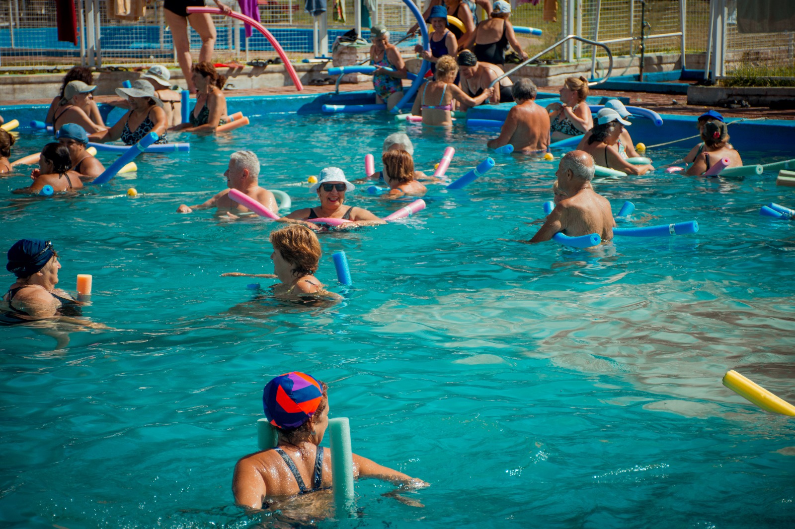 LA COLONIA DE VERANO PARA ADULTOS SE EXTENDER&Aacute; HASTA FIN DE MES