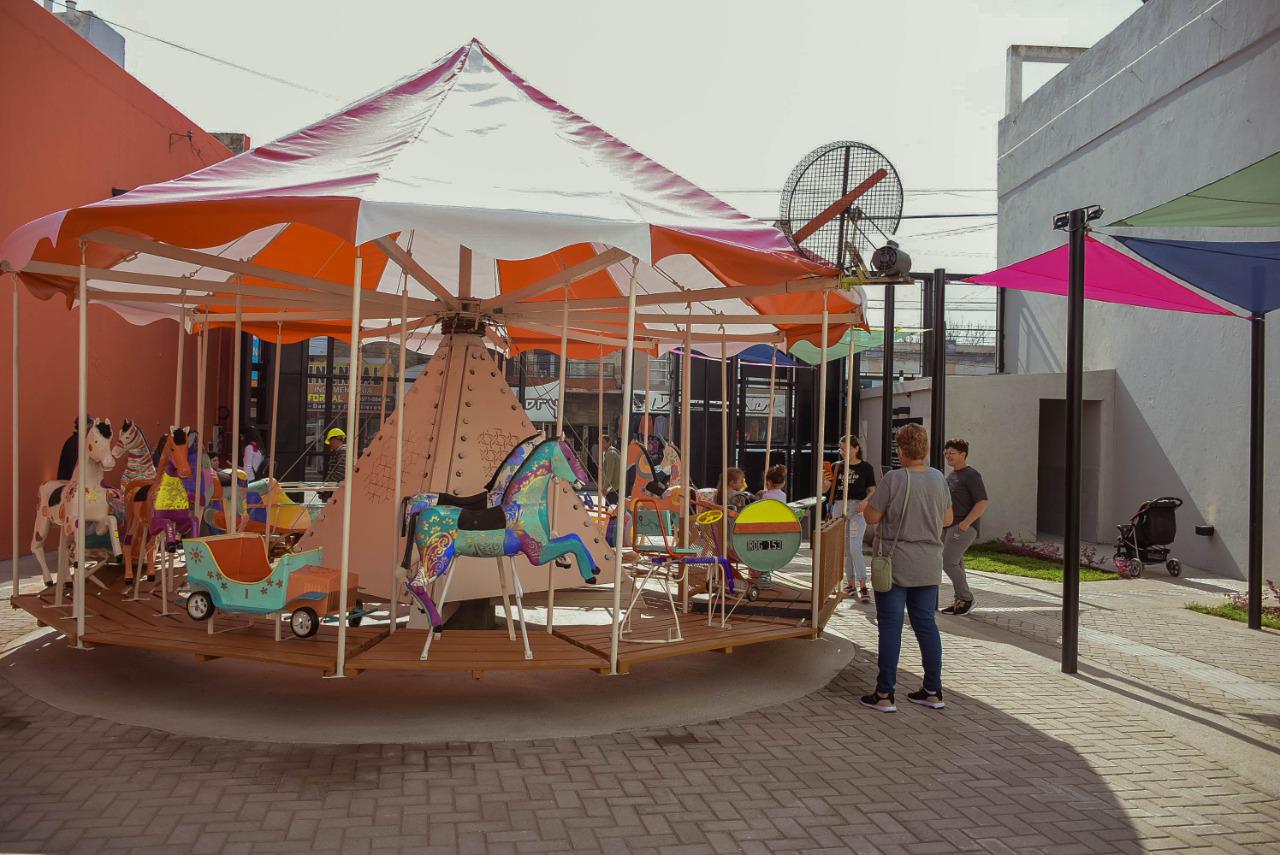 RETIRARON LA CALESITA DE DON PERALTA PARA REALIZAR REPARACIONES