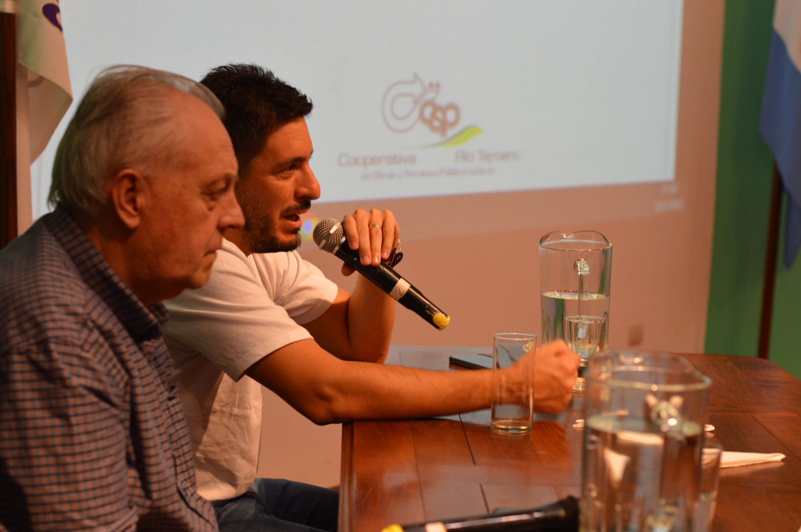 LA COOPERATIVA SE REUNI&Oacute; CON LAS COMISIONES VECINALES