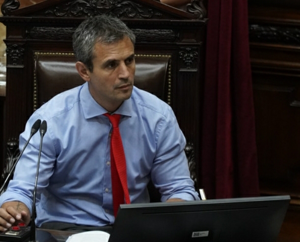 EL GOBIERNO REDUJO LA CANTIDAD DE EMPRESAS A PRIVATIZAR ENTRE ELLA SE ENCUENTRA FABRICACIONES MILITARES 