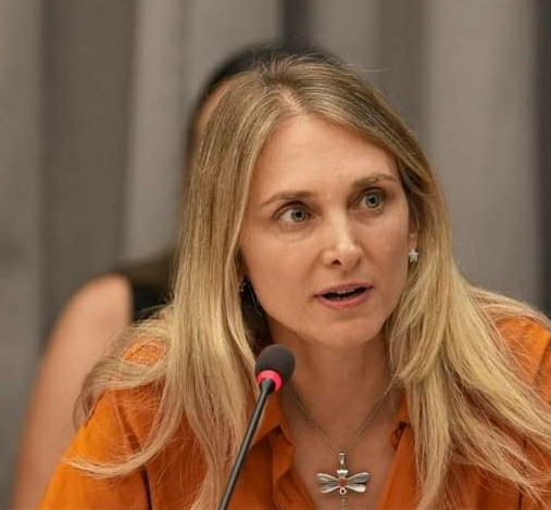 BROUWER DE KONING: ESTOY PREOCUPADA PORQUE EL PRESIDENTE GENERA MUCHA VIOLENCIA