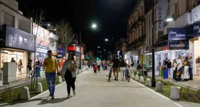 EMBALSE TENDR&Aacute; SU CENTRO COMERCIAL A CIELO ABIERTO