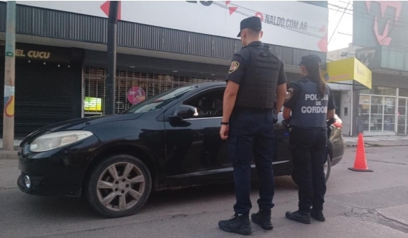 Parte policial: Secuestran un vehículo con pedido de captura en un operativo de seguridad