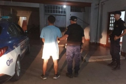Parte policial: Joven con pedido de captura fue detenido durante un patrullaje