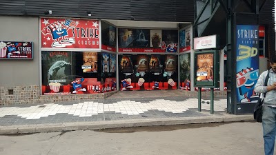 Analia Cruchiani (Propietaria de Cinema Strike):"&Iacute;bamos abrir este jueves pero no hay estrenos"