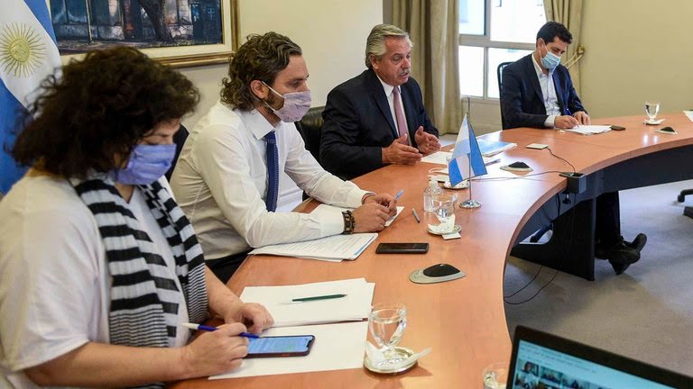 El Gobierno anunci&oacute; nuevas medidas ante el aument&oacute; de casos
