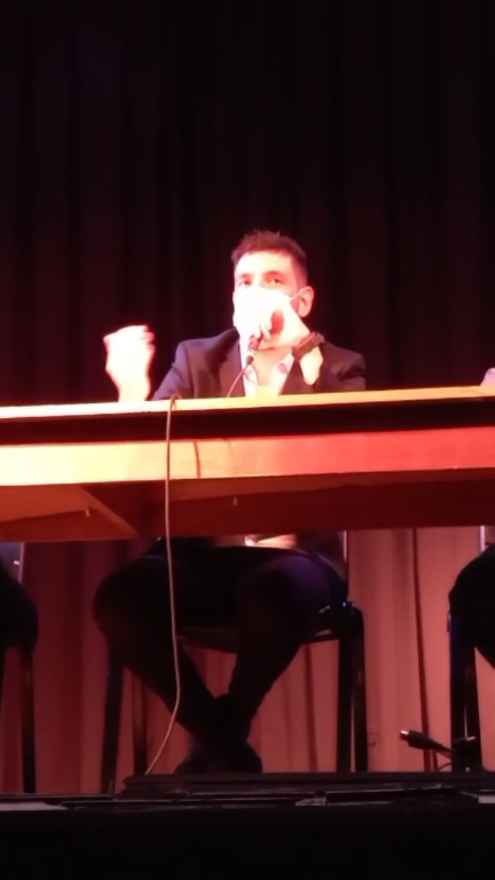 Marcos Ferrer: "En los pr&oacute;ximos d&iacute;as el COE va a comenzar a funcionar donde era el Hotel Argentino"