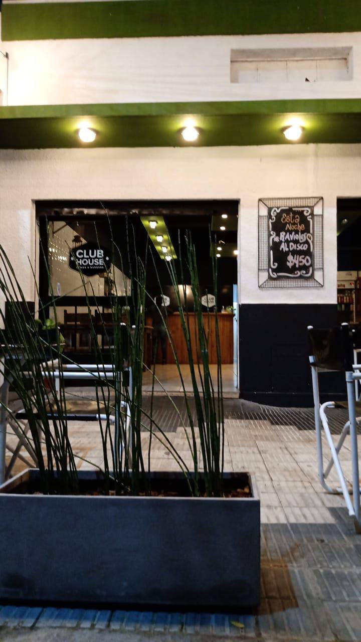 Gastronom&iacute;a y los l&iacute;mites en la circulaci&oacute;n nocturna