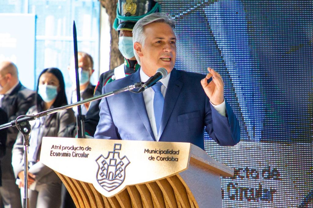 Llaryora ofreci&oacute; a la ciudad de C&oacute;rdoba para recibir refugiados de Ucrania