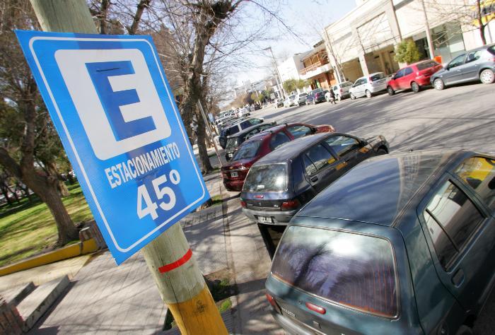 HAR&Aacute;N UNA PRUEBA PILOTO DE ESTACIONAMIENTO A 45 GRADOS