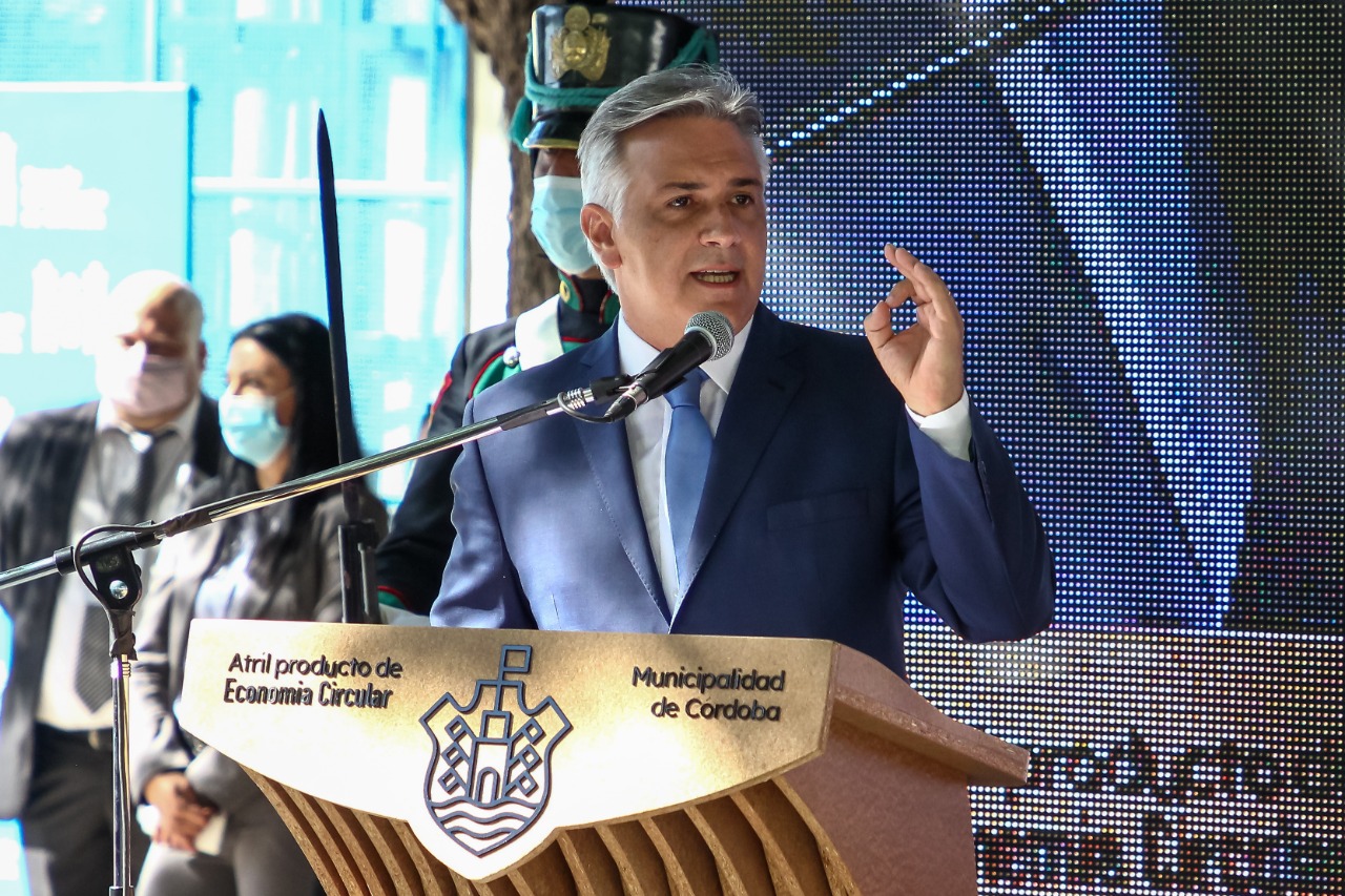 Llaryora apoy&oacute; a los productores y rechaz&oacute; el cepo a los derivados de la soja