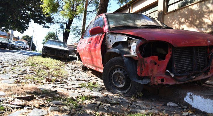 ESTA SEMANA COMENZAR&Iacute;AN A RETIRAR AUTOS ABANDONADOS EN LA V&Iacute;A P&Uacute;BLICA 