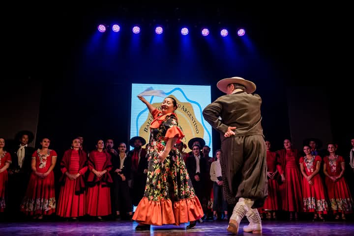 La Academia La Huella inicia su ciclo lectivo celebrando 55 años de tradición y cultura