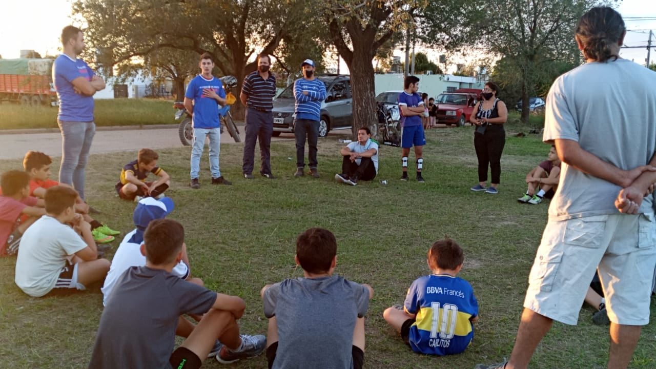 ADICCIONES Y DEPORTES TRABAJAN JUNTOS EN LOS BARRIOS