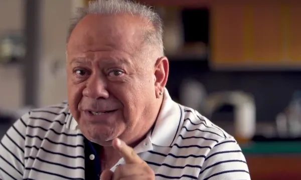 NOTICIAS + IVA: CACHO BUENAVENTURA 50 A&Ntilde;OS DE HUMOR 