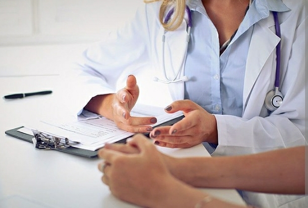 PREVENCI&Oacute;N DEL CANCER DE CUELLO DE &Uacute;TERO: EL MI&Eacute;RCOLES PAP Y COLPOSCOP&Iacute;A EN INTENDENTE FERRERO