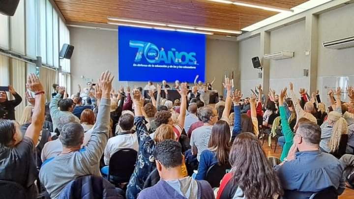 UEPC ACEPT&Oacute; LA OFERTA DEL GOBIERNO