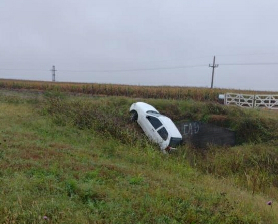 Parte policial: Veh&iacute;culo sufri&oacute; un despiste camino a Corralito 