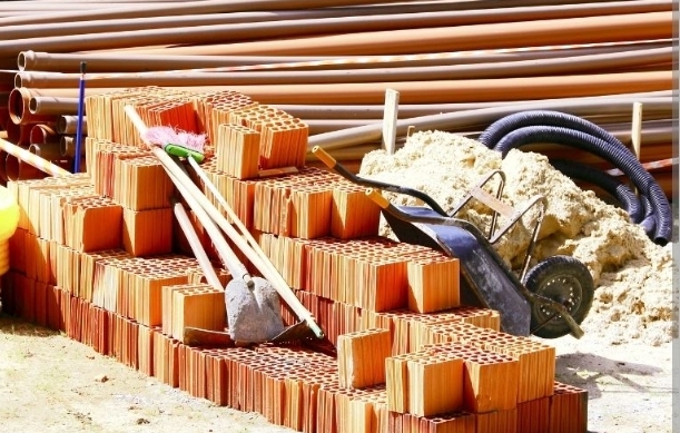 Materiales en alza y ventas en baja: el panorama en el sector de la construcción