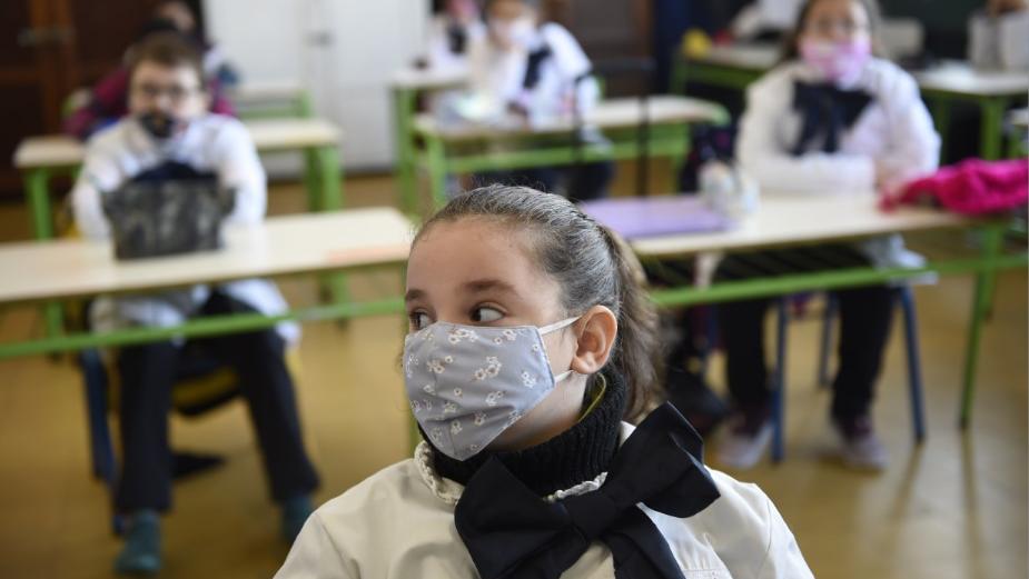 Actualizaron protocolo de actuaci&oacute;n en las escuelas por contactos estrechos 
