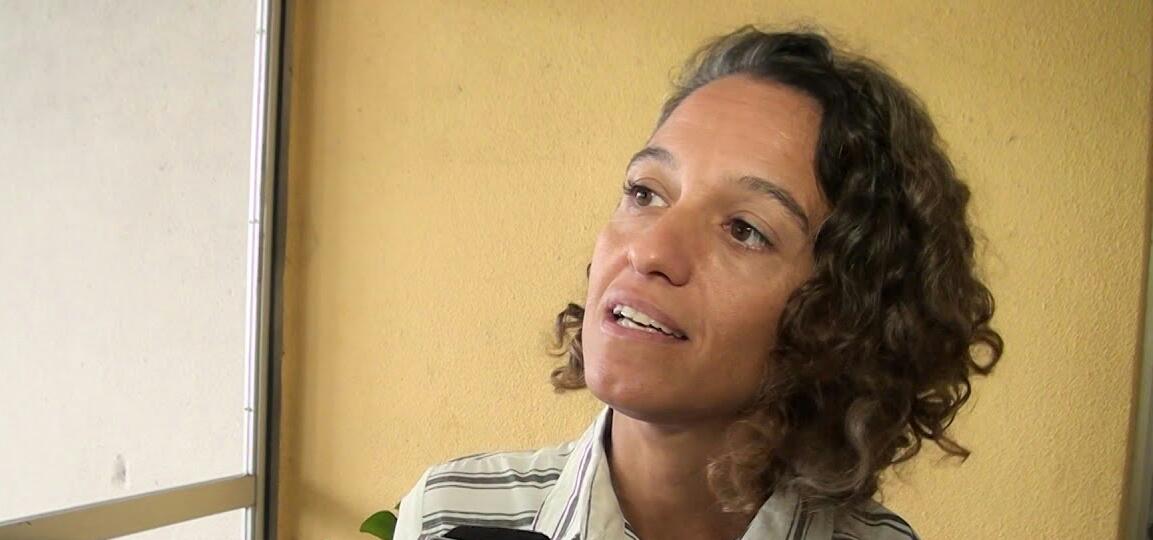 CAROLI&Ntilde;A GO&Ntilde;I BRIND&Oacute; DETALLES DE CURSOS DE L UNIVERSIDAD POPULAR