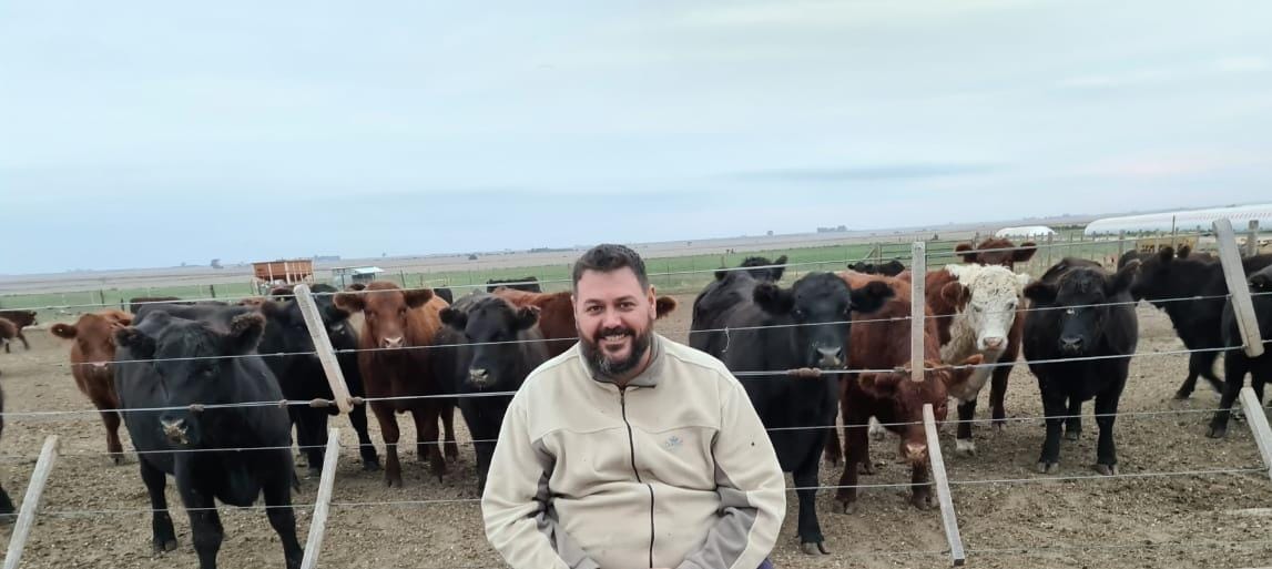Pablo Bonetto, productor agropecuario "LAS MEDIDAS DEL GOBIERNO POR LA CARNE NO CONDUCEN A NADA"