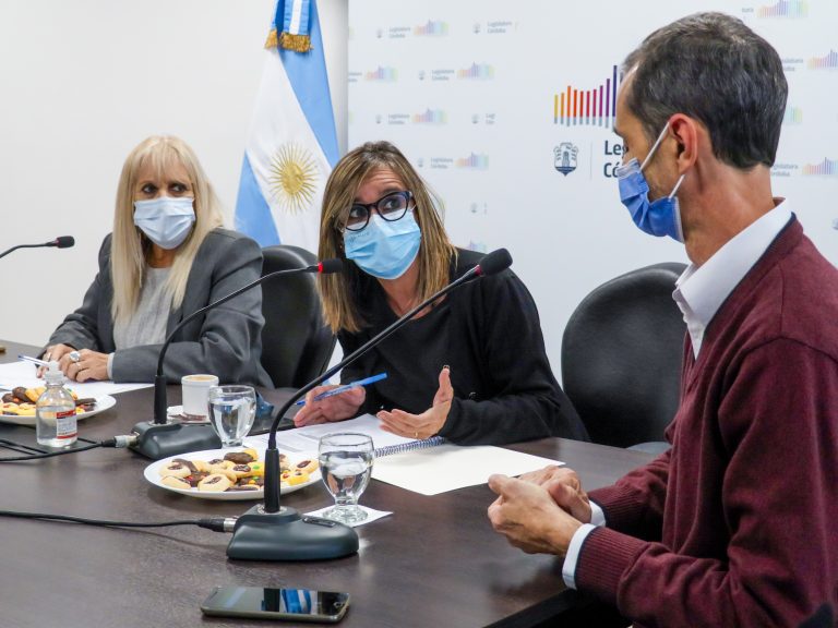 Funcionarios de Salud expusieron sobre el Programa Provincial de VIH/Sida