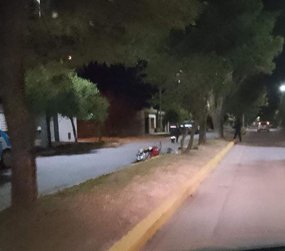 ACCIDENTE DE TR&Aacute;NSITO EN AV. IRIGOYEN, UN JOVEN DE 22 A&Ntilde;OS SE ENCUENTRA INTERNADO EN ESTADO GRAVE 