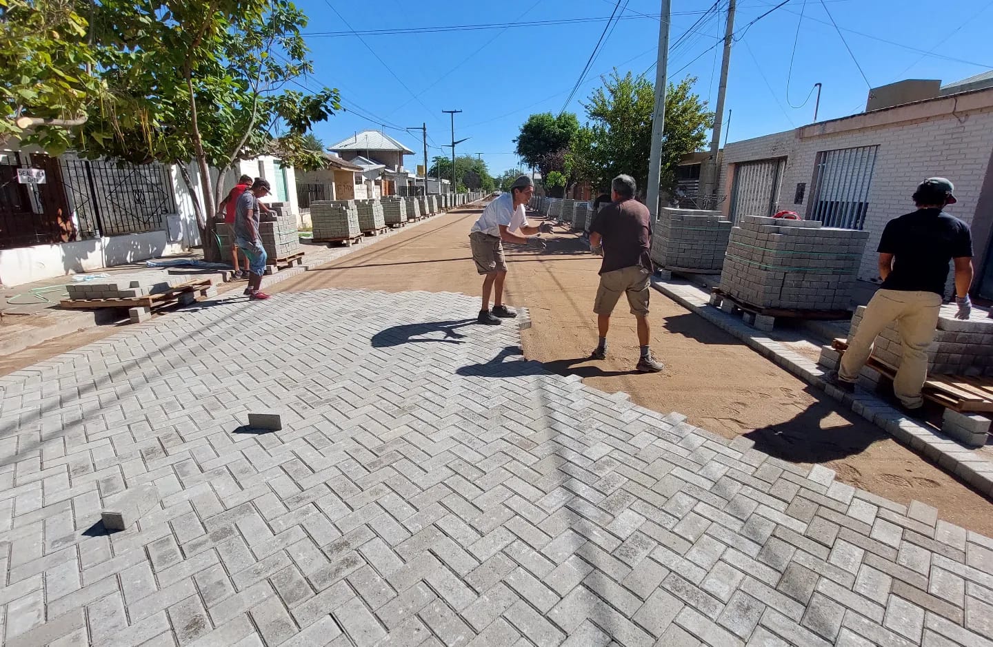 LA MUNICIPALIDAD DESCONTAR&Aacute; 50% A TODOS LOS VECINOS  Y 100 % A JUBILADOS DE LA OBRA DE BARRIO CASTAGNINO