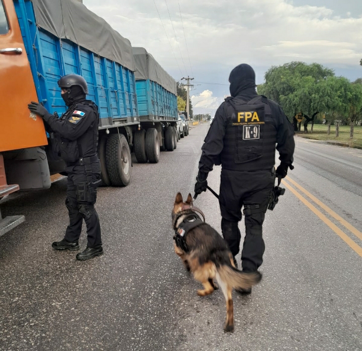 TRAS DENUNCIAS AN&Oacute;NIMAS, FUE DETENIDO UN TRANSPORTISTA POR VENDER ESTUPEFACIENTES EN TANCACHA 