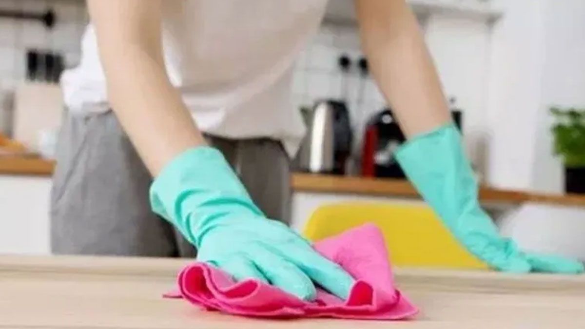 Ahora: Se habilit&oacute; la actividad de empleadas dom&eacute;sticas y se anunci&oacute; que bares y restaurantes podr&aacute;n funcionar desde el pr&oacute;ximo jueves.