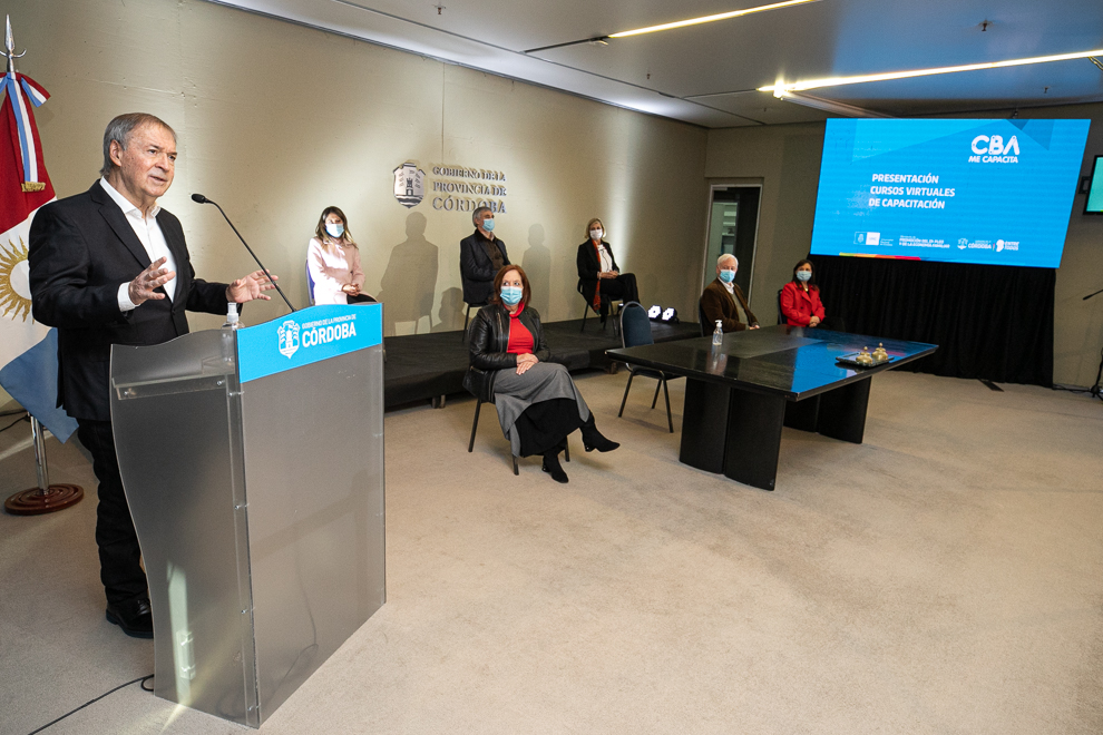La Provincia junto a la Universidad Nacional de C&oacute;rdoba ponen en marcha m&aacute;s de 50 cursos virtuales.