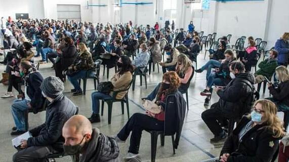 R&iacute;o Tercero: 1727 dosis se colocaron hoy. Ma&ntilde;ana se contin&uacute;a con la vacunaci&oacute;n 