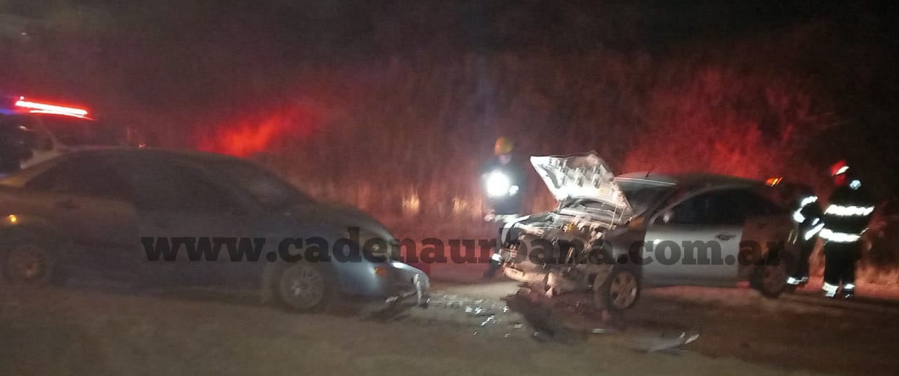 ABEL DOMINGUEZ: ACCIDENTE FRONTAL ENTRE DOS VEH&Iacute;CULOS