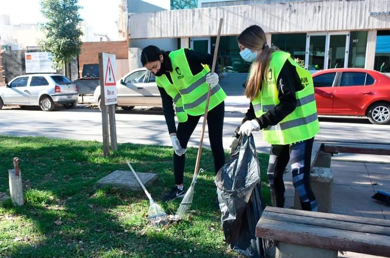 R&iacute;o Tercero: los participantes de fiestas clandestinas comenzaron a realizar trabajos comunitarios
