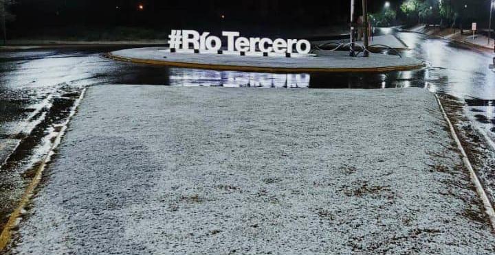 Nieve en R&iacute;o Tercero!!!!
