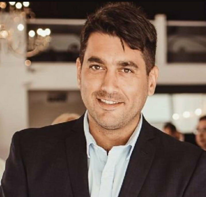 PEDRO BOSSA ASUME A FIN DE MES COMO PRESIDENTE DE ROTARY IN NOVA