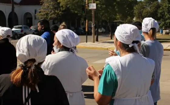 RESTITUYEN A LA AUXILIAR DE PAICOR